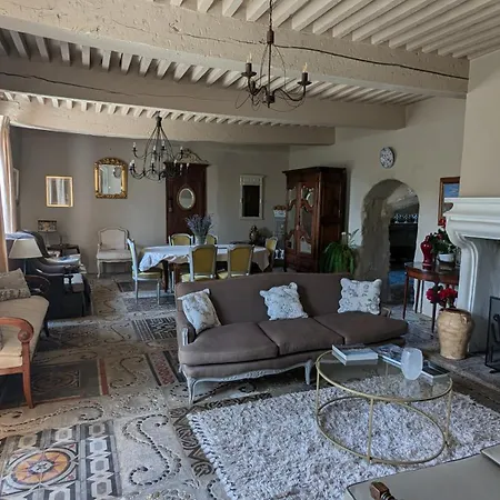 Le Vieux Castel