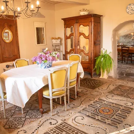 Le Vieux Castel Alojamento de Acomodação e Pequeno-almoço