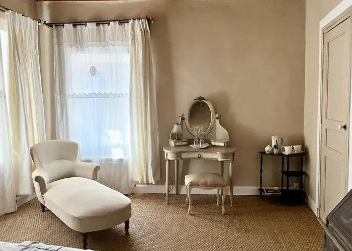 Le Vieux Castel Отель типа 